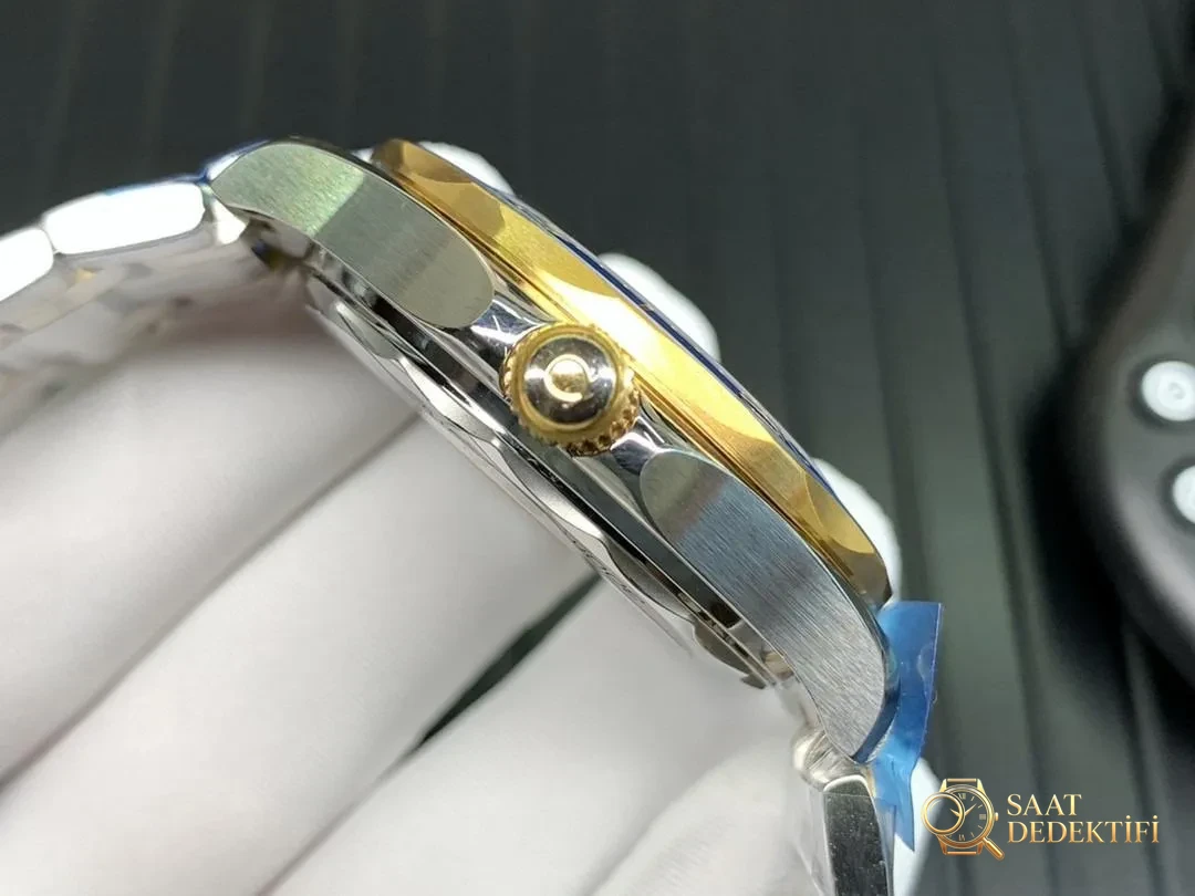 020VS Factory Omega Seamaster 300 Two-Tone Altın Mavi Kadran Gerçek Çekim - Bilekte Duruş ve Kasa Orantısı