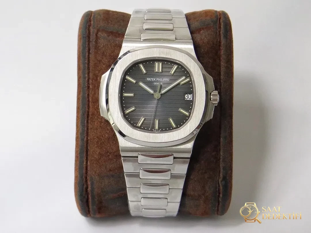 Replika Patek Philippe Nautilus 5711 Mavi