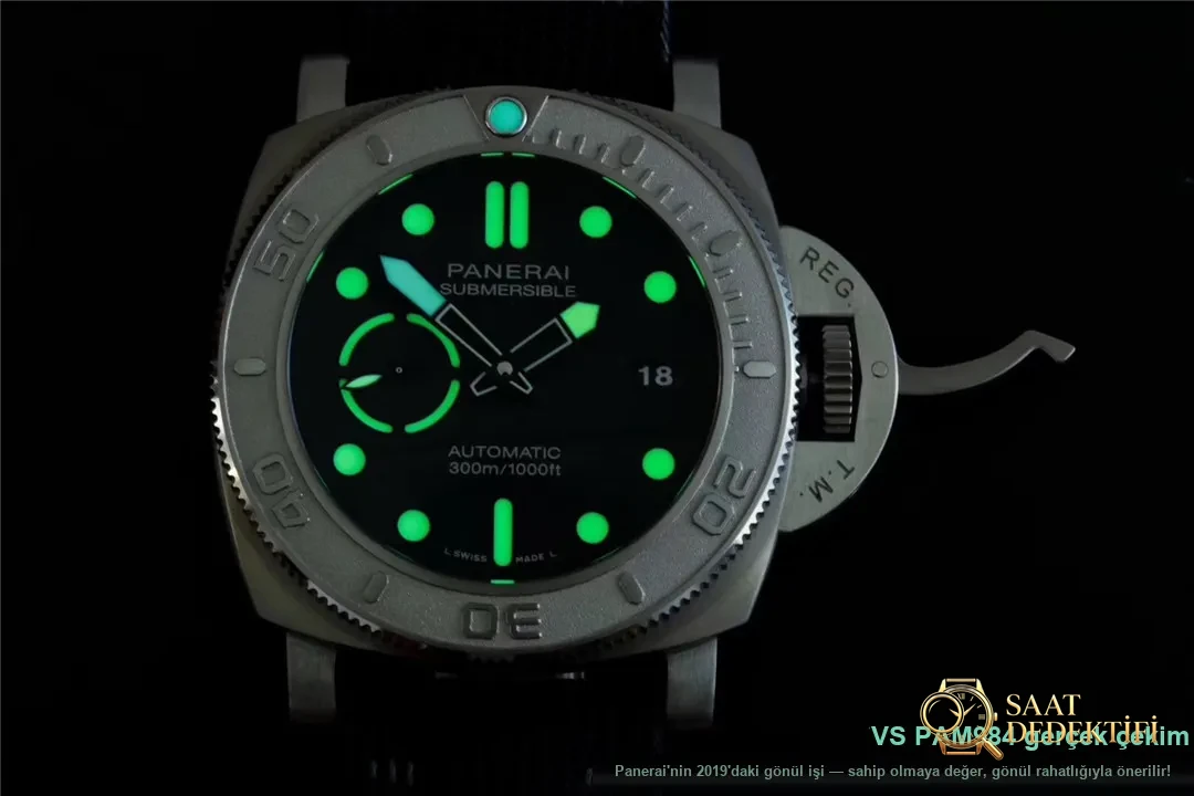 2019VS Factory Yeni Panerai PAM00984 Submersible Serisi 47 mm Replika Saat İncelemesi - Mekanizma Zemberek ve Balans Detayı