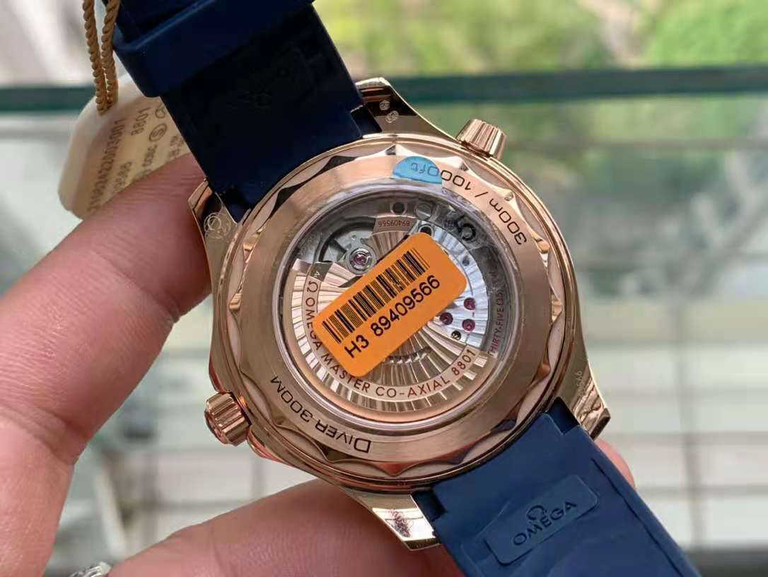2020'nin En Çok Satan On Omega Replika Saati — 50. fotoğraf