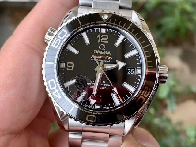 2020'nin En Çok Satan On Omega Replika Saati — 60. fotoğraf