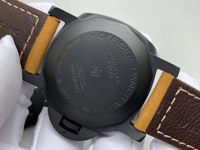 2020'nin En Çok Satan On Panerai Replika Saati — 19. fotoğraf