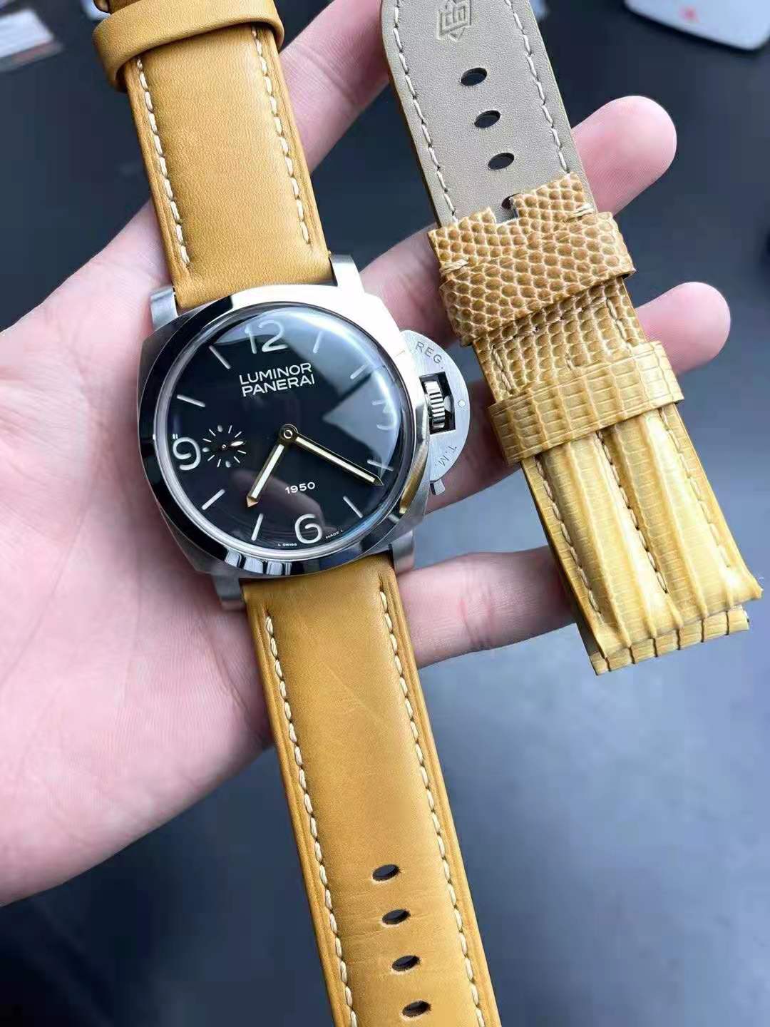 2020'nin En Çok Satan On Panerai Replika Saati — 75. fotoğraf