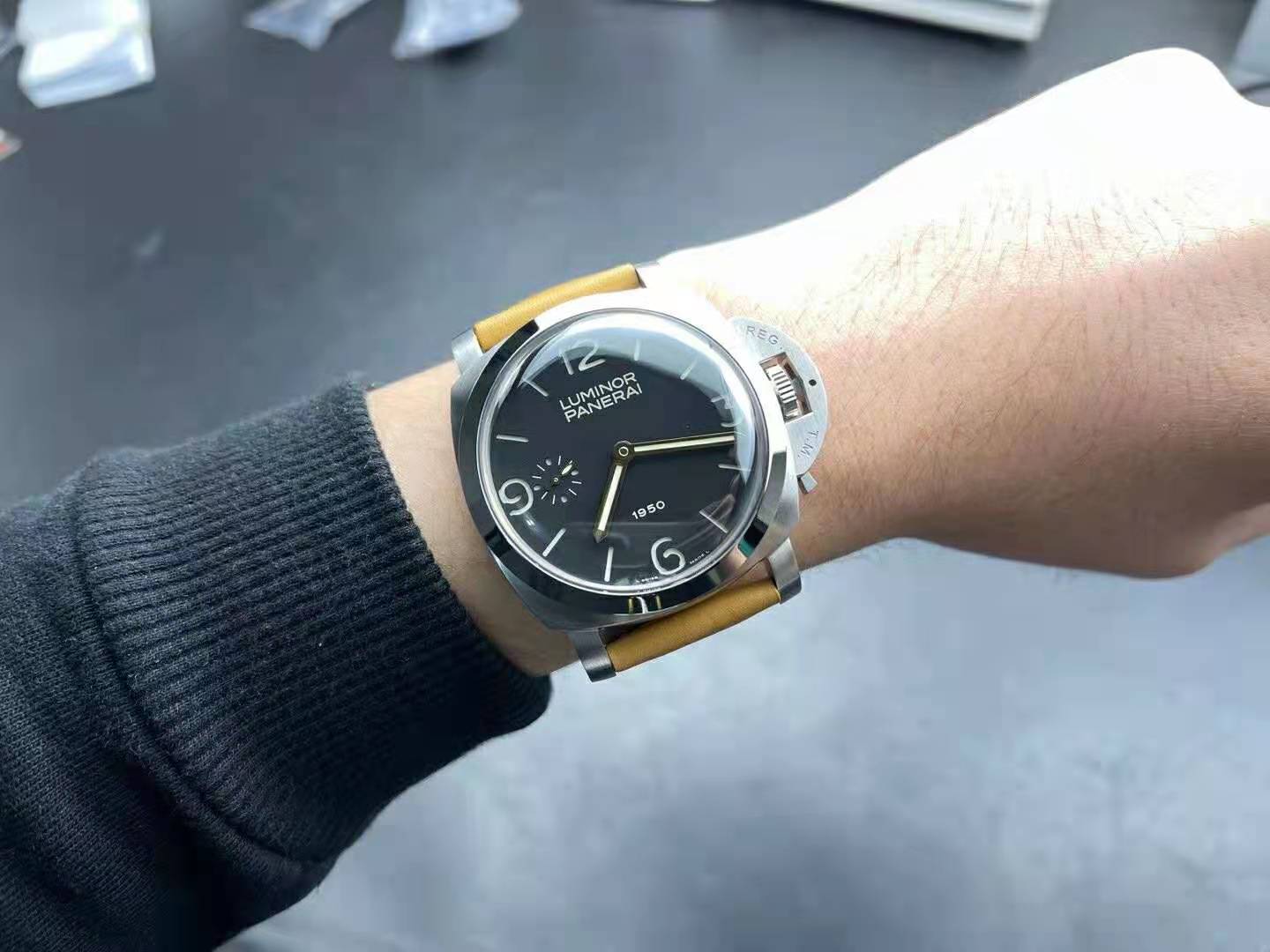 2020'nin En Çok Satan On Panerai Replika Saati — 76. fotoğraf