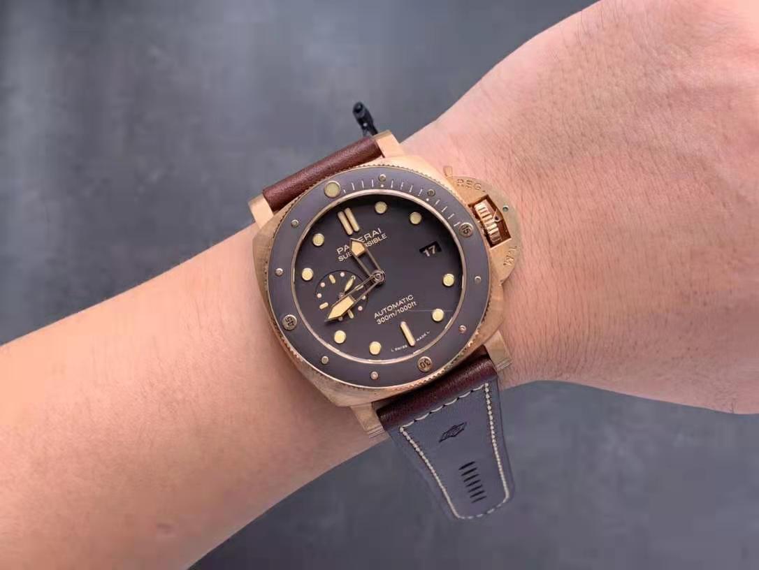 2020'nin En Çok Satan On Panerai Replika Saati — 85. fotoğraf
