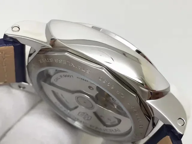 2020'nin En Çok Satan On Panerai Replika Saati — 99. fotoğraf