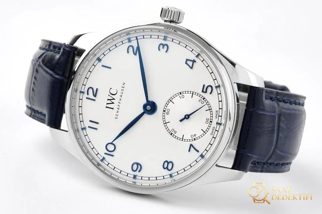 2020ZF Factory IWC Yeni Portugieser Küçük Saniyeli 40 Serisi IW358304 Replika Saatin Kalitesi Nasıl? - Bilezik, Toka ve Klips Mekanizması