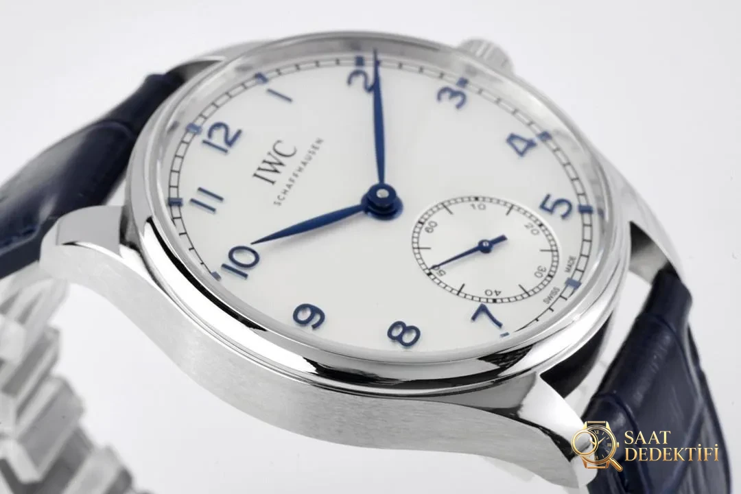 2020ZF Factory IWC Yeni Portugieser Küçük Saniyeli 40 Serisi IW358304 Replika Saatin Kalitesi Nasıl? - Klips Kilidi ve Lazer Damgalar