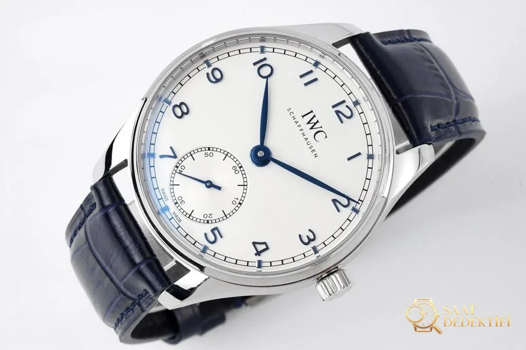 2020ZF Factory IWC Yeni Portugieser Küçük Saniyeli 40 Serisi IW358304 Replika Saatin Kalitesi Nasıl? - Bilekte Duruş ve Kasa Orantısı
