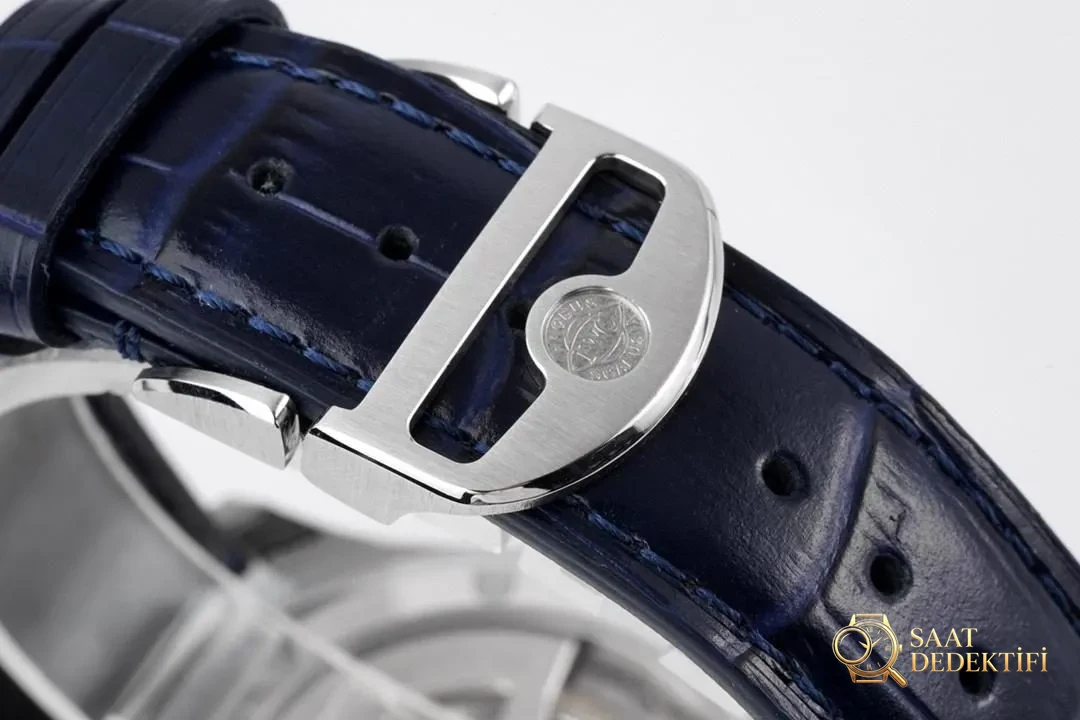 2020ZF Factory IWC Yeni Portugieser Küçük Saniyeli 40 Serisi IW358304 Replika Saatin Kalitesi Nasıl? - Fosfor ve Super-LumiNova Gece Görünümü