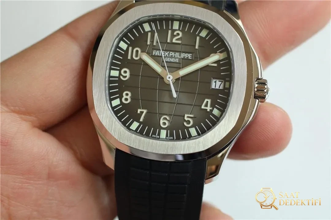 3K Factory Patek Philippe 5167 Aquanaut 330 tek parça mekanizması hangi noktalarda geliştirildi? - Arka Kapak ve Mekanizma Detayı
