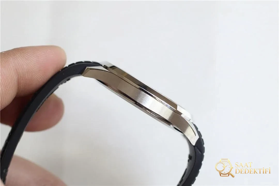 3K Factory Patek Philippe 5167 Aquanaut 330 tek parça mekanizması hangi noktalarda geliştirildi? - Makro Kadran ve İndeks İşçiliği