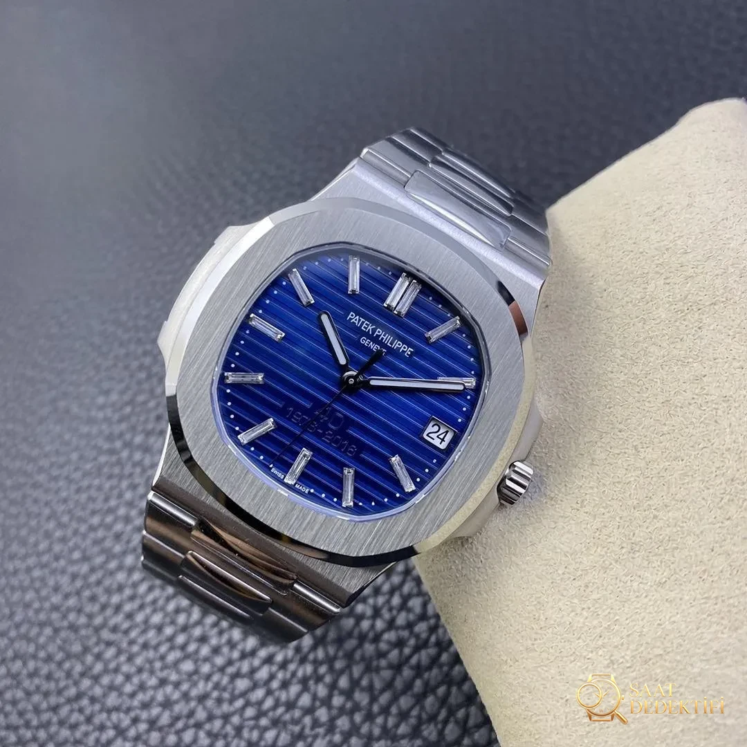 3K Factory Patek Philippe 5711/1p Nautilus 40. Yıl Sınırlı Sayıda Anma Saati - Bilezik, Toka ve Klips Mekanizması