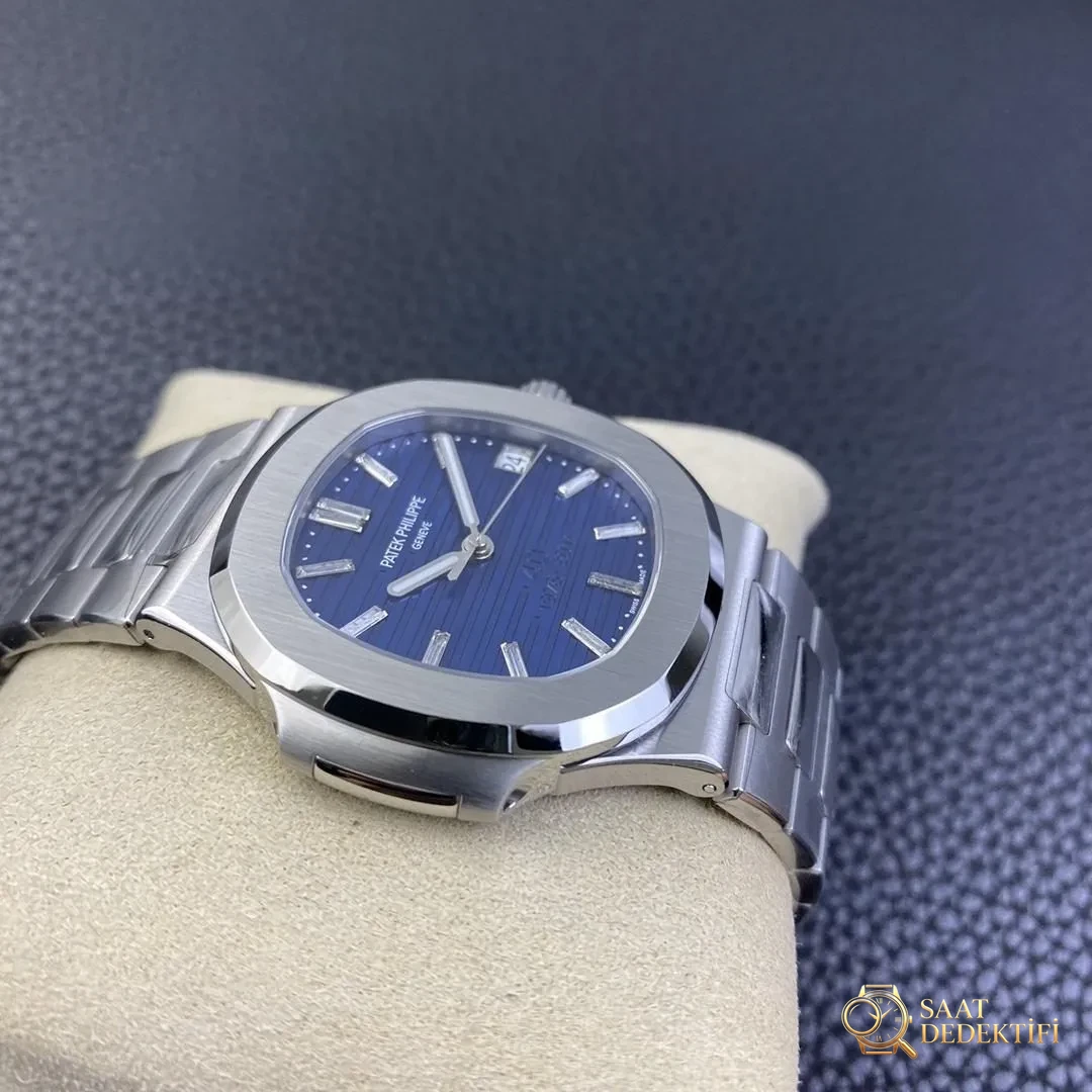 3K Factory Patek Philippe 5711/1p Nautilus 40. Yıl Sınırlı Sayıda Anma Saati - Klips Kilidi ve Lazer Damgalar