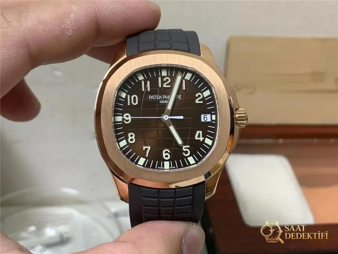 Patek Philippe Aquanaut 5167R 3K Factory Review - Vista frontale e design della cassa
