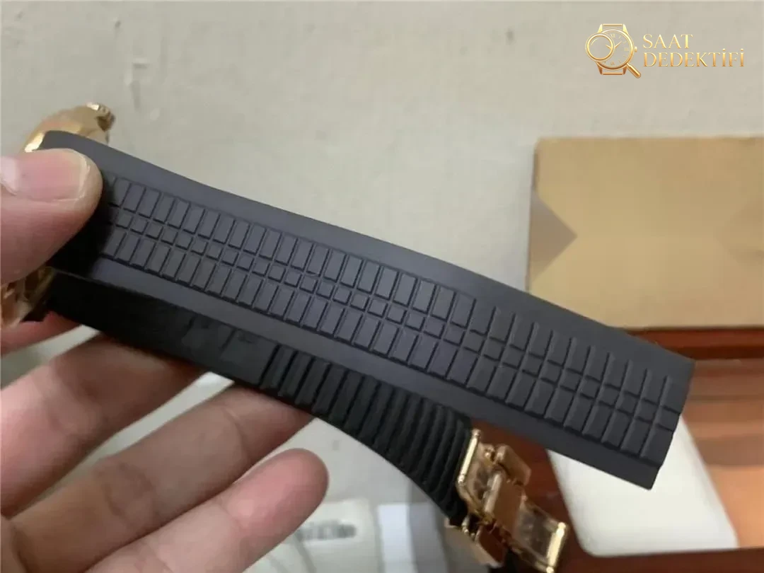 3K Factory Patek Philippe Aquanaut serie 5167r granata in oro rosa con aggiornamento del movimento 330 e nuova chiusura - Misura del polso e proporzioni della cassa