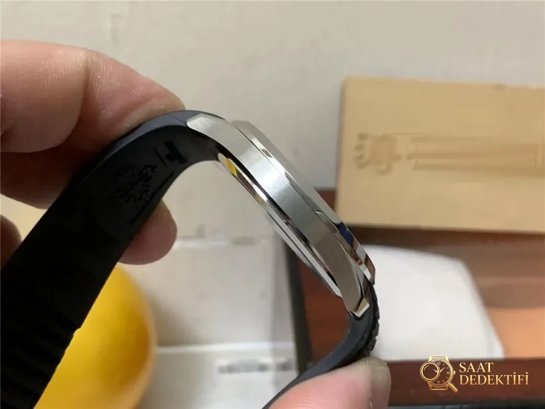 3K Factory Patek Philippe El Bombası 5167 V3 versiyonundaki 330 mekanizması, eski modele göre hangi noktalarda geliştirildi? - Bilezik, Toka ve Klips Mekanizması