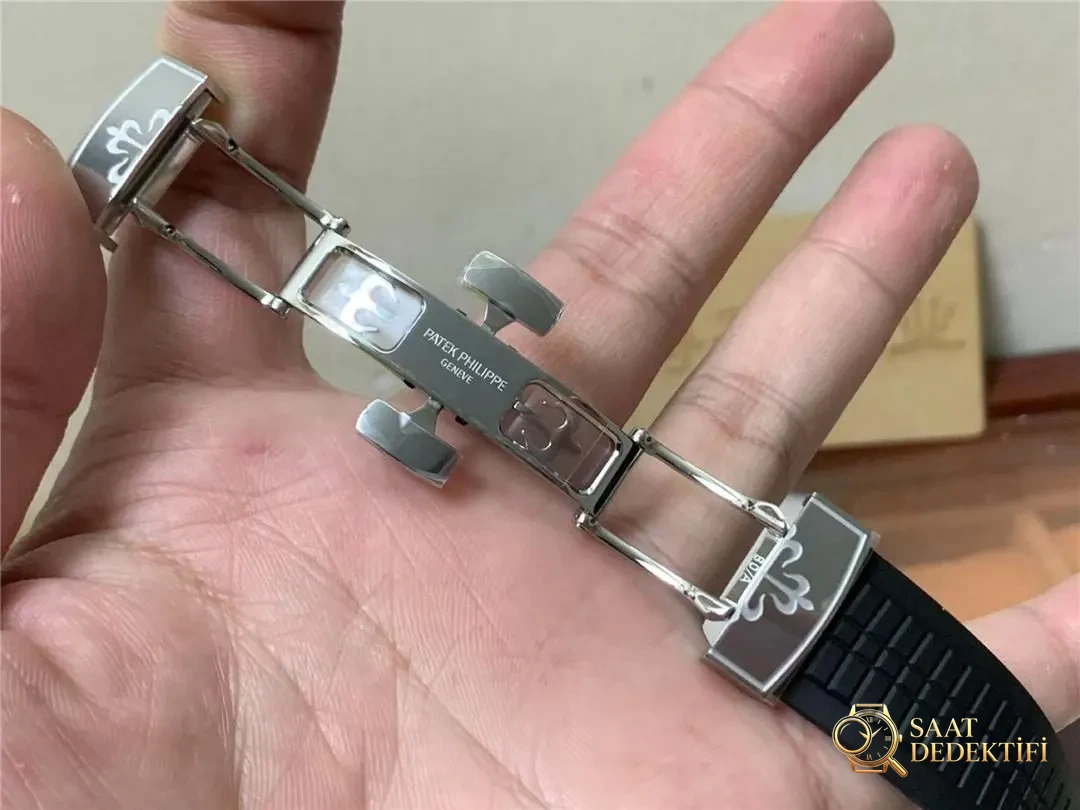 3K Factory Patek Philippe El Bombası 5167 V3 versiyonundaki 330 mekanizması, eski modele göre hangi noktalarda geliştirildi? - Mekanizma Zemberek ve Balans Detayı