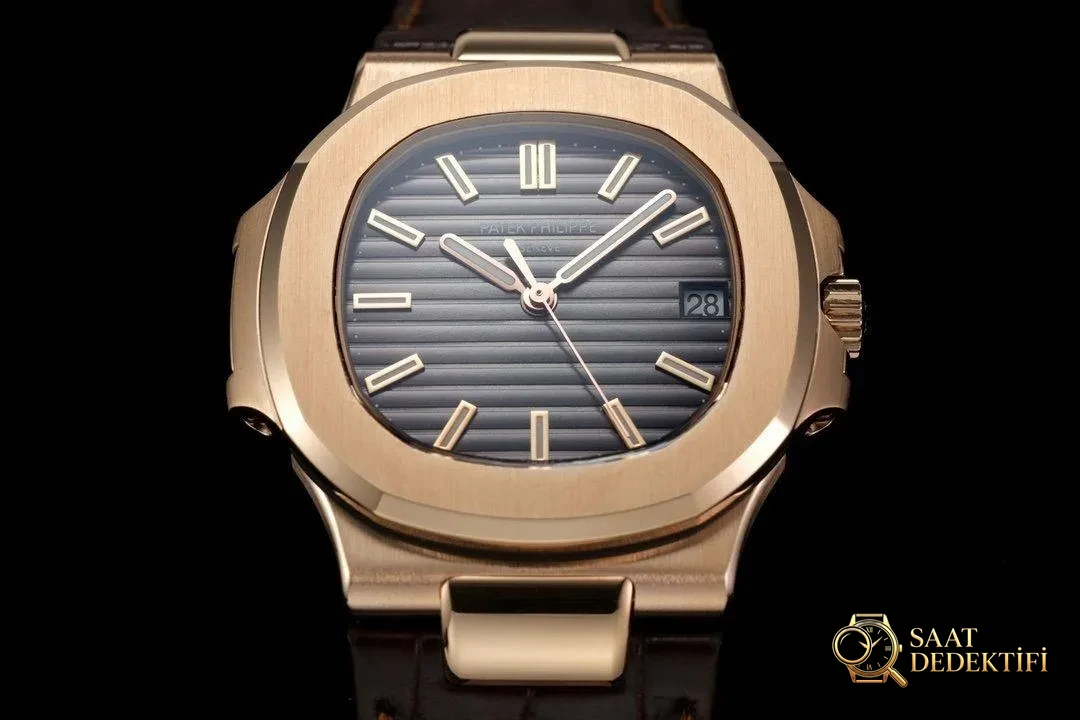 Karşılaştırmalı inceleme: 3K Factory PP Patek Philippe Sportif Zarafet serisi 5711/1A 010 kol saati - Cam Yansıma Önleyici (AR) Kaplama