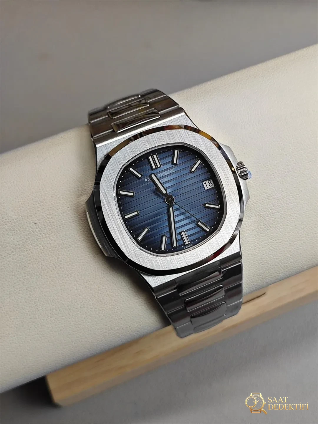 Patek Philippe Nautilus 5711 3K Factory İncelemesi - Ön Görünüm ve Kasa Tasarımı