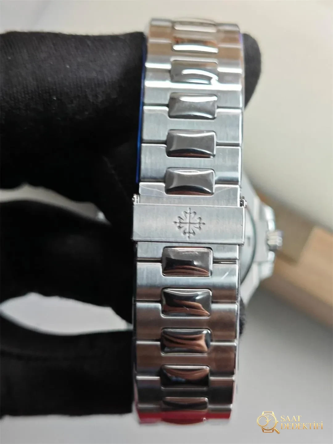3K Factory Patek Philippe Nautilus 5711 mavi kadran neden alınmaya değer? - Bilekte Duruş ve Kasa Orantısı
