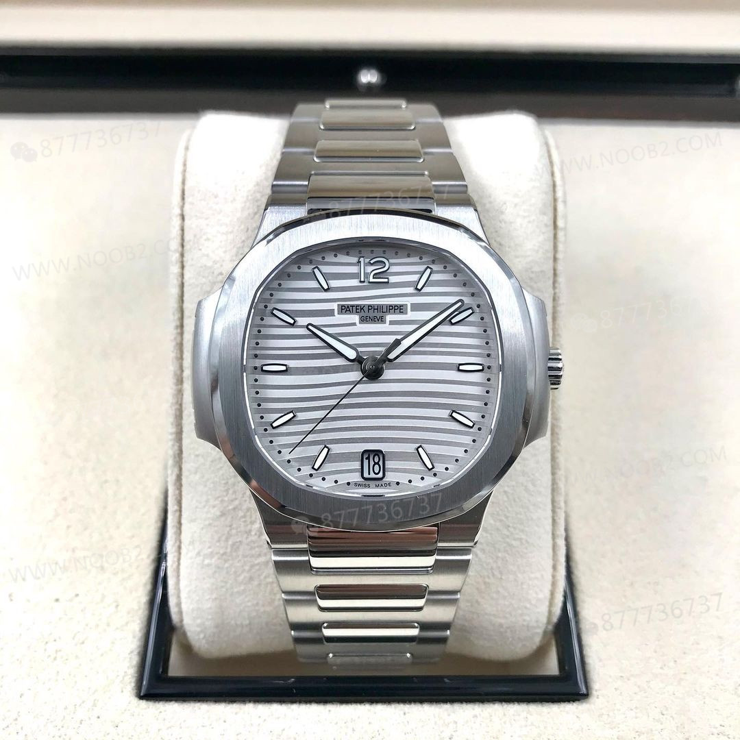 3K Factory Patek Philippe PP7118 kadın Nautilus modeli ilk bakışta replika belli oluyor mu? — 21. fotoğraf