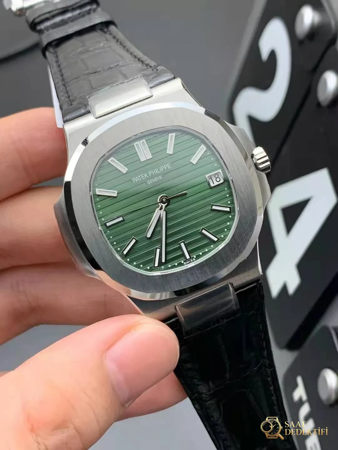Replica Patek Philippe Nautilus Green 5711