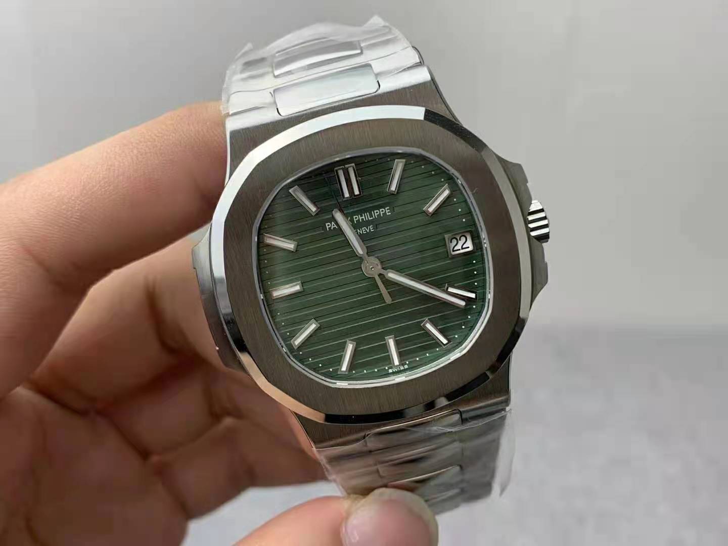 Replika Patek Philippe Nautilus Yeşil