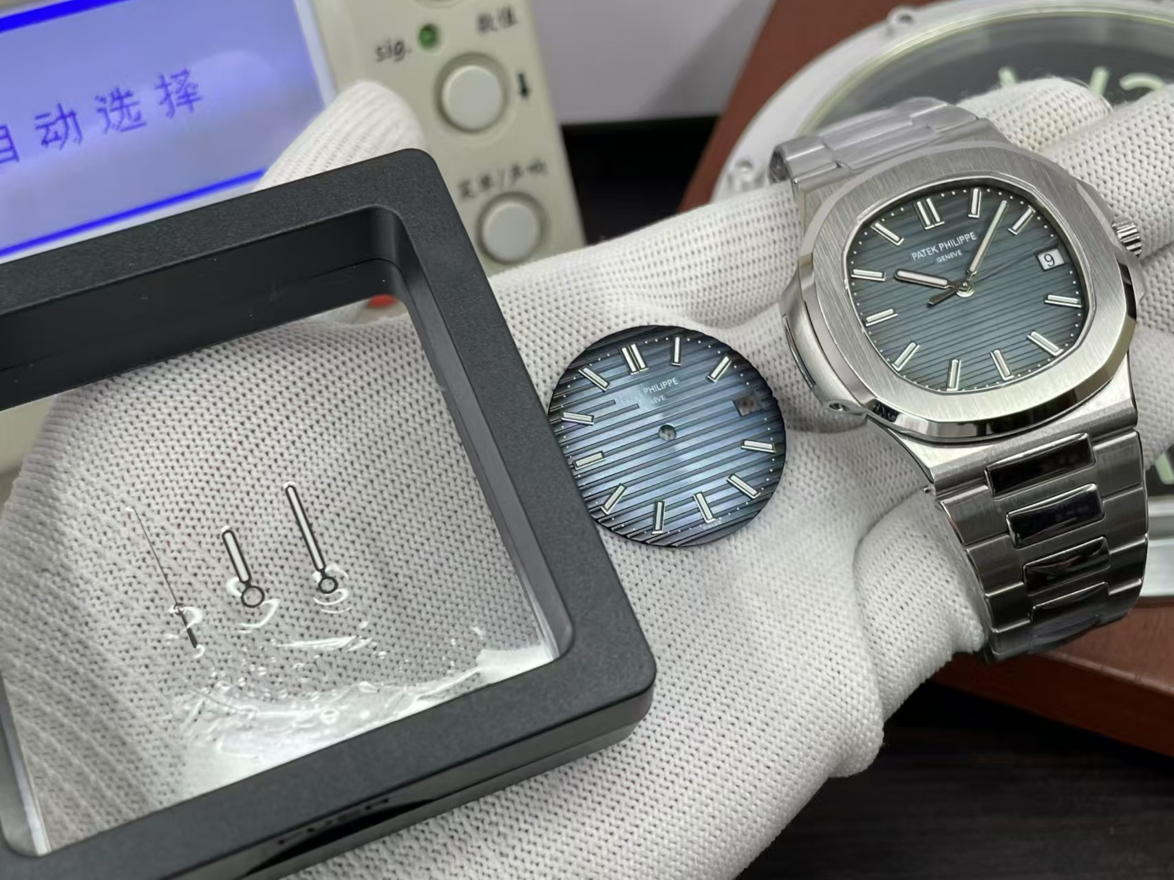 3K Nautilus 5711 Kadranını SW Kadran ve Akrep-Yelkovanla Değiştirme İşi — 14. fotoğraf
