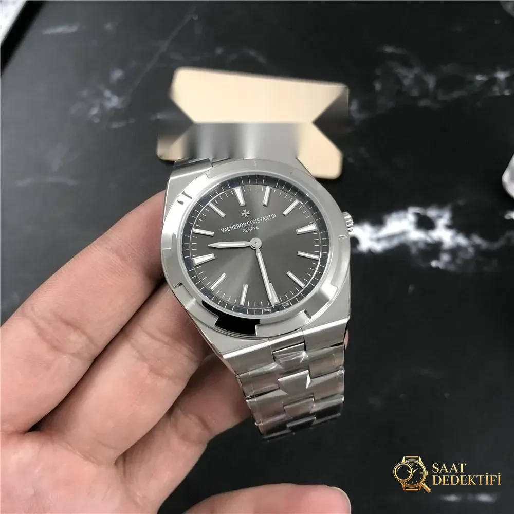 8.3 mm! XF Factory Vacheron Constantin Overseas Ultra-İnce 2000V incelemesi - Fosfor ve Super-LumiNova Gece Görünümü