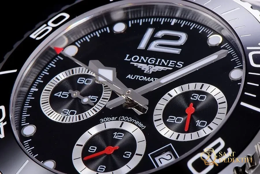 8F Factory Longines Conquest Kronograf Serisi 2020 Yeni Ürün İncelemesi - Siyah Kadran - Kasa Profili ve Kurma Kolu İncelemesi