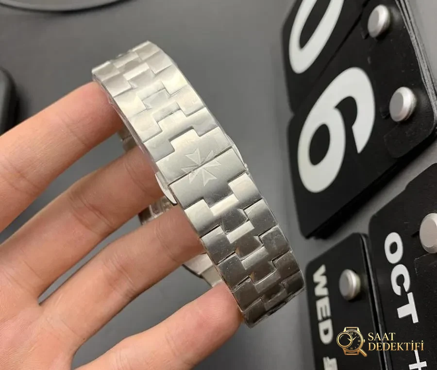 8F Factory Vacheron Constantin Overseas Ultra İnce Serisi Saat İncelemesi - Bilezik, Toka ve Klips Mekanizması
