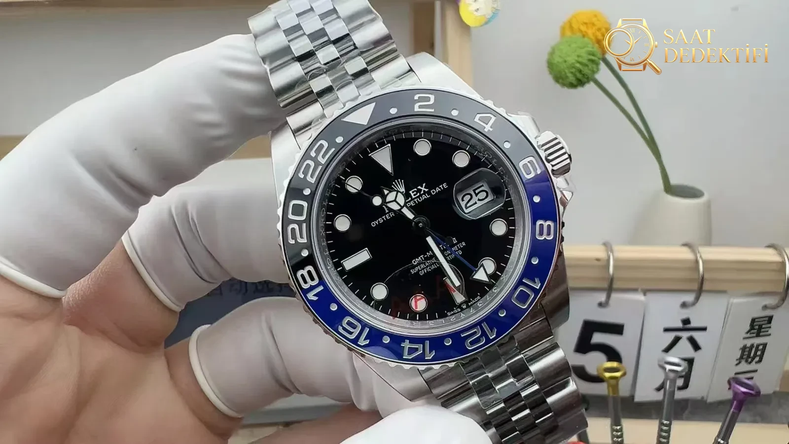 GMT-Master II Batgirl