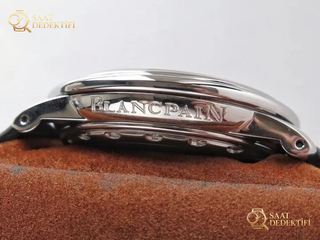 AC Factory Blancpain Léman 2100 Serisi Siyah Deri - Fosfor ve Super-LumiNova Gece Görünümü