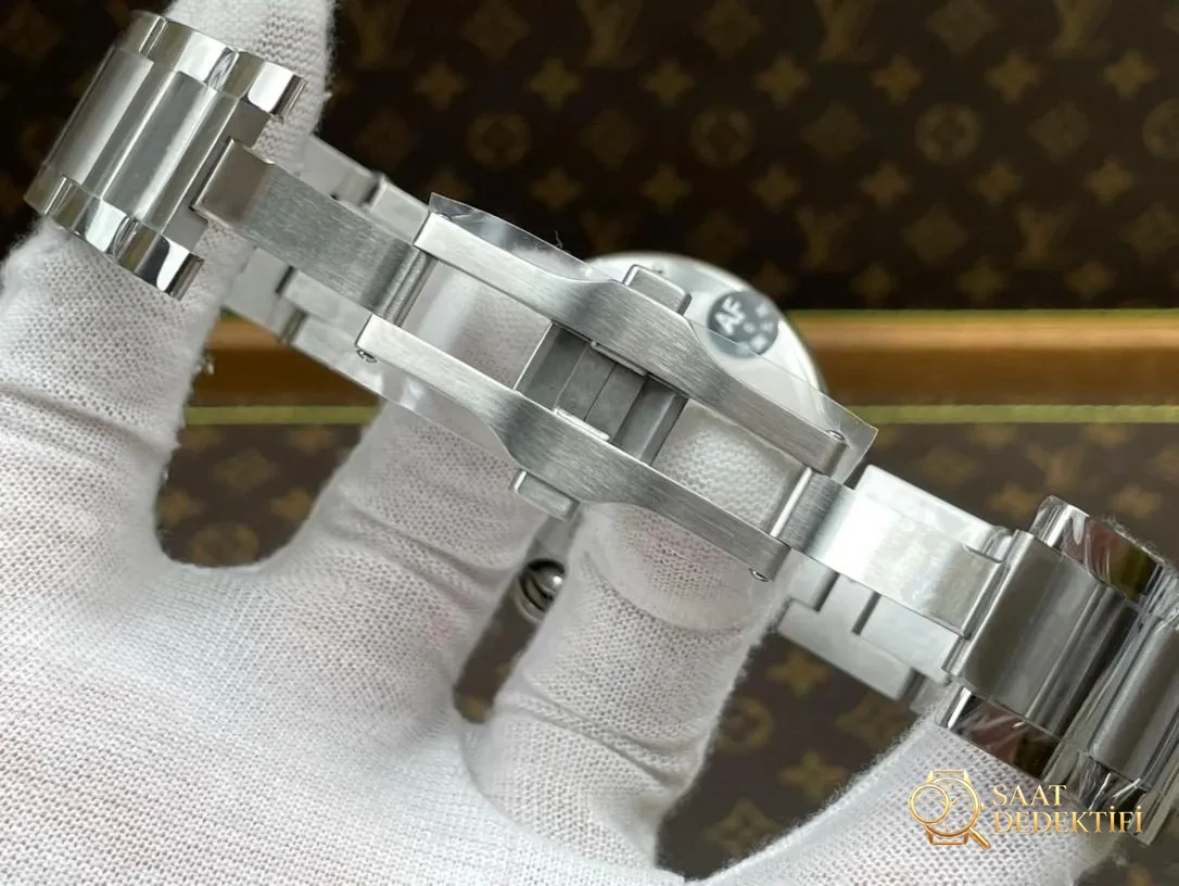AF Factory Cartier Ballon Bleu 42 mm 2824 mekanizmayla bir bakışta belli olur mu? - Mekanizma Zemberek ve Balans Detayı