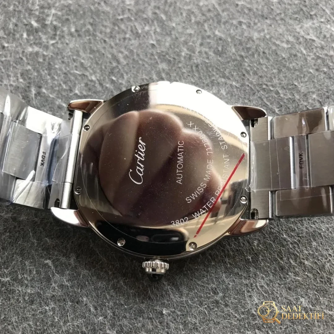 AF Factory Cartier London RONDE erkek 42 mm serisi, beyaz kadran çelik bilezik - Bilekte Duruş ve Kasa Orantısı