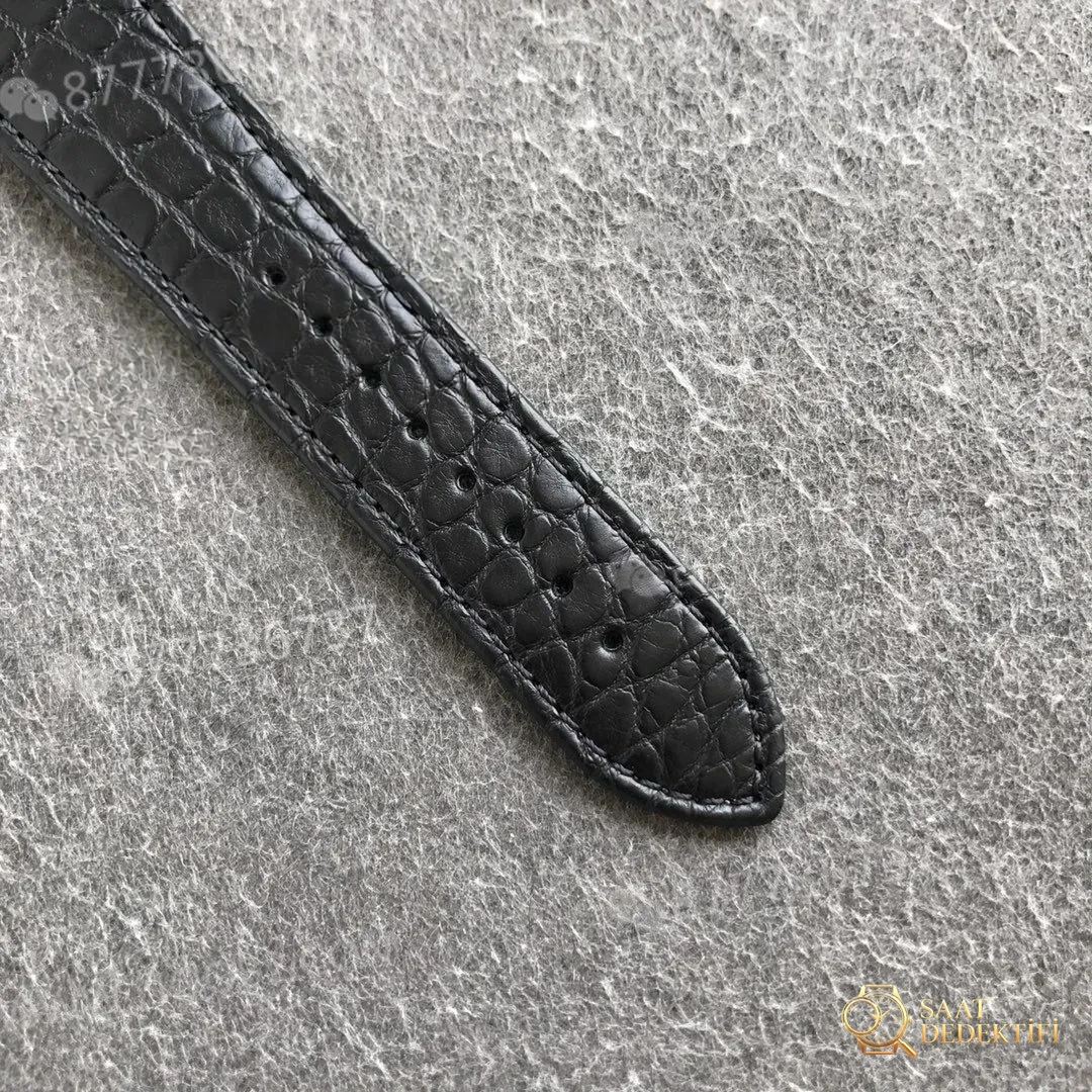AF Factory Cartier London Ronde Erkek 42 mm Serisi Roz Altın Kasa Siyah Timsah Derisi - Mekanizma Zemberek ve Balans Detayı