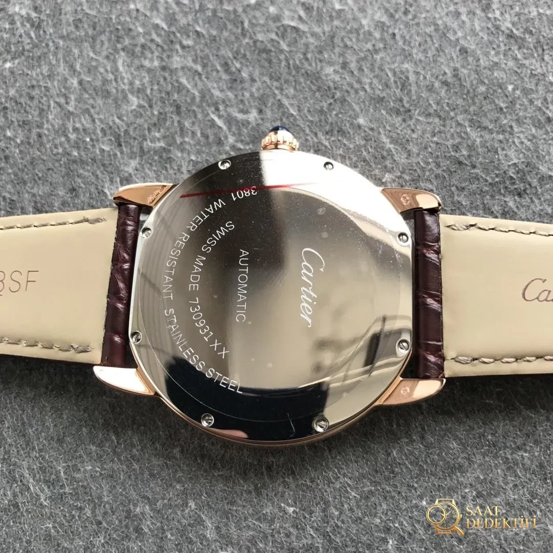 AF Factory Cartier Ronde de Cartier London Erkek 42 mm Serisi Rose Altın Kasa Kahverengi Timsah Derisi - Bilekte Duruş ve Kasa Orantısı
