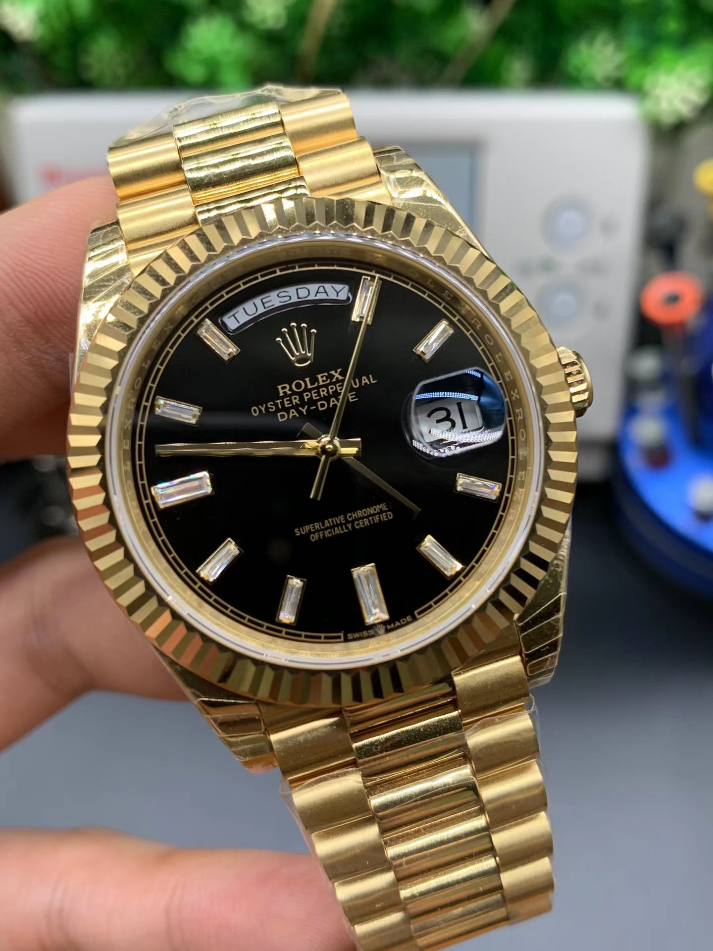 Altın Rengi Rolex Day-Date Siyah Kadran