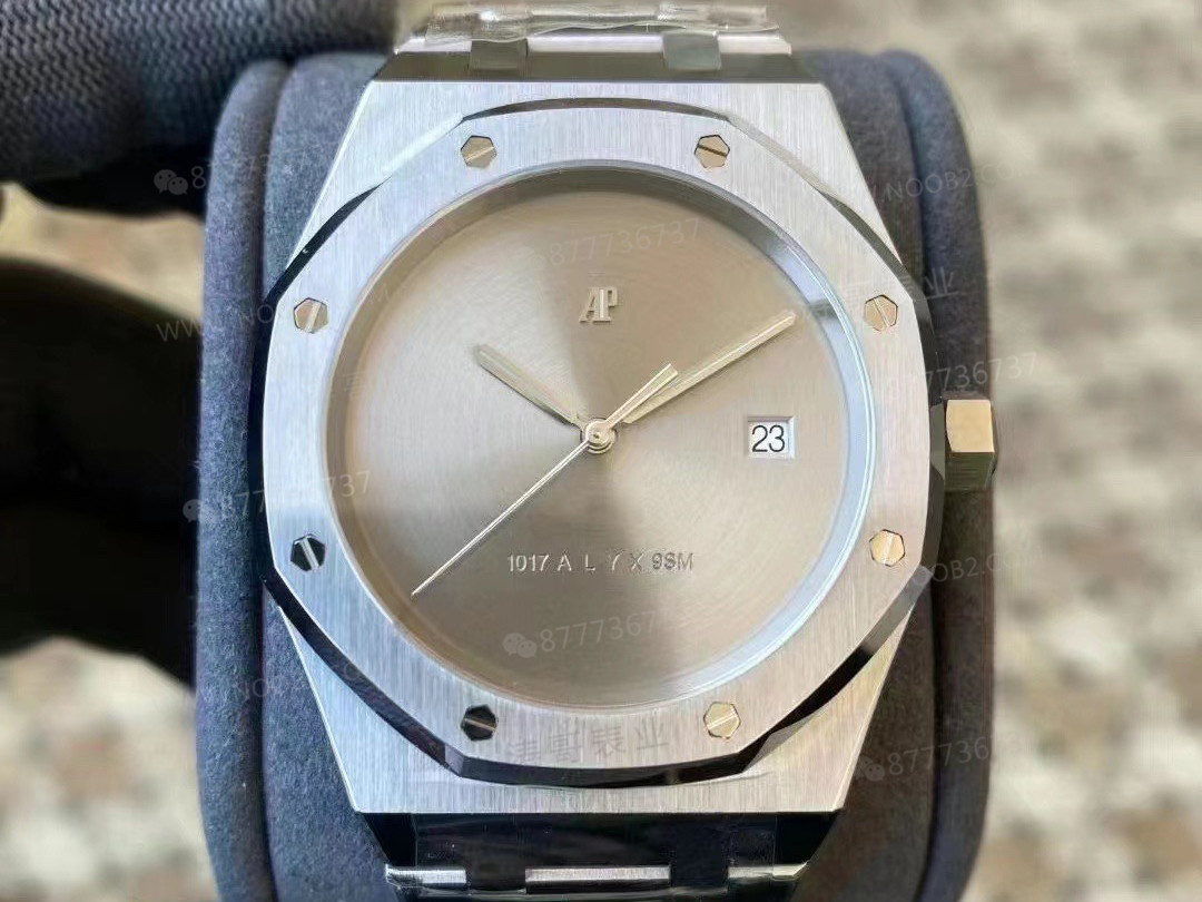 APS Factory Audemars Piguet 15400 Iron Man 1017 ALYX 9SM bütünleşik 3120 mekanizmalı modifiye versiyon — 1. fotoğraf