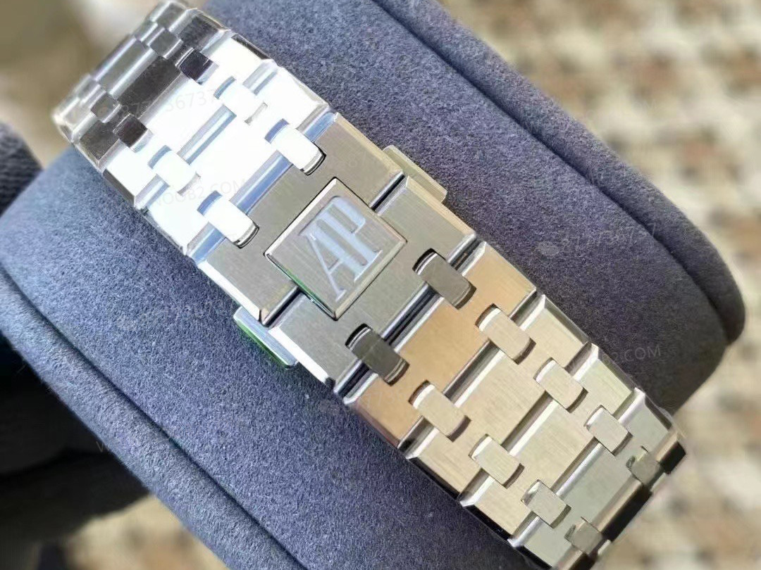 APS Factory Audemars Piguet 15400 Iron Man 1017 ALYX 9SM bütünleşik 3120 mekanizmalı modifiye versiyon — 8. fotoğraf