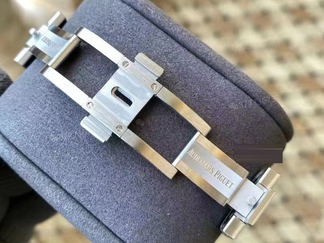 APS Factory Audemars Piguet 15400 Iron Man 1017 ALYX 9SM bütünleşik 3120 mekanizmalı modifiye versiyon — 9. fotoğraf