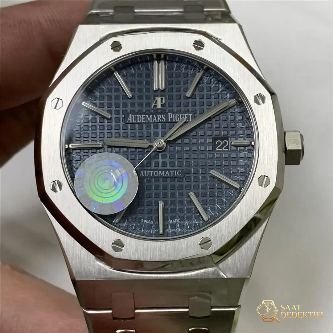 APS Factory Audemars Piguet 15400 tek parça 3120 mekanizmasının işçiliği kusursuza yakın - Kasa Profili ve Kurma Kolu İncelemesi