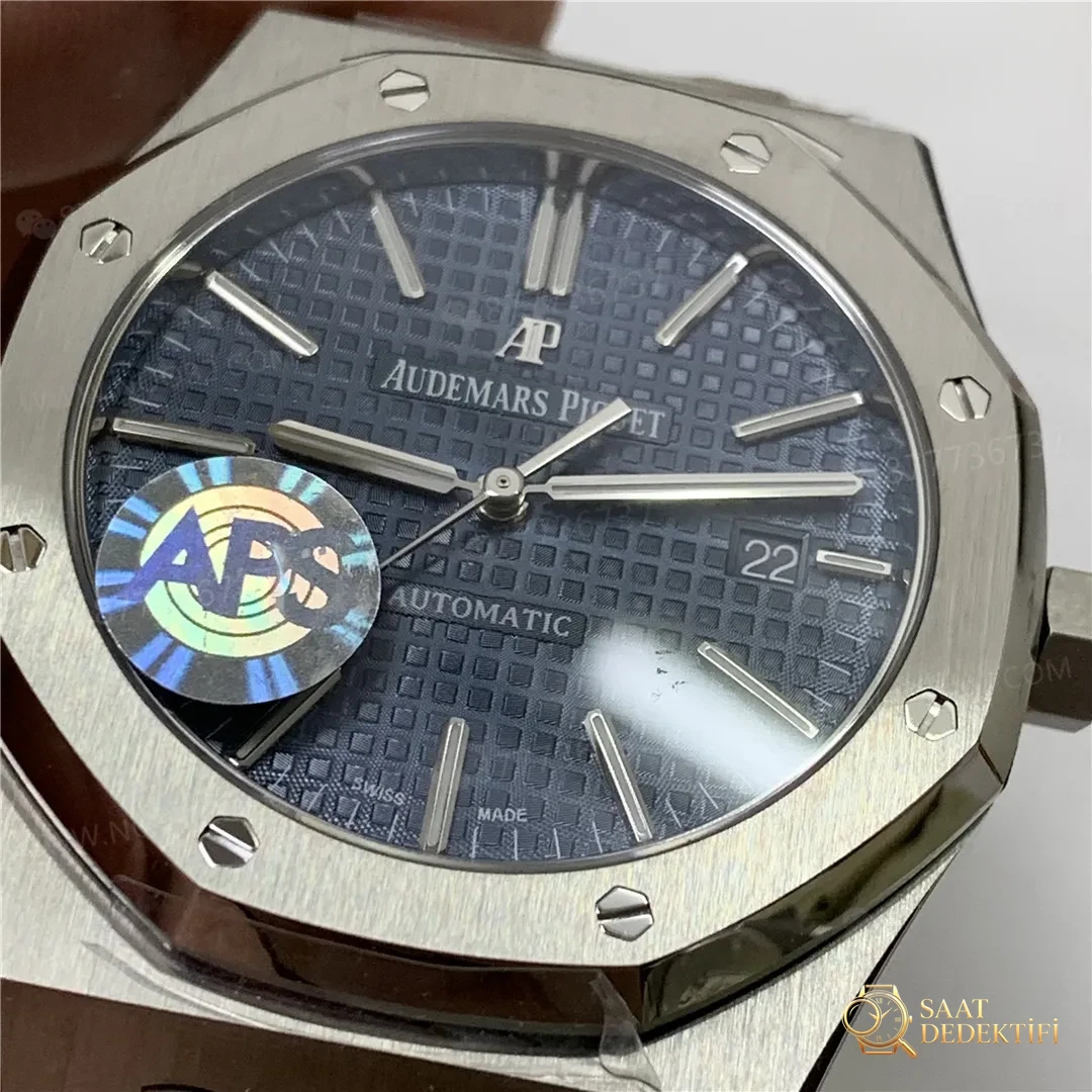 APS Factory Audemars Piguet 15400 tek parça 3120 mekanizmasının işçiliği kusursuza yakın - Makro Kadran ve İndeks İşçiliği