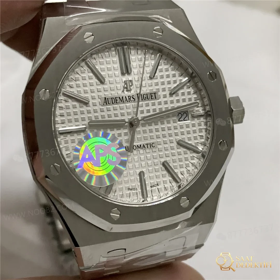 APS Factory Audemars Piguet 15400 tek parça 3120 mekanizmasının işçiliği kusursuza yakın - Klips Kilidi ve Lazer Damgalar