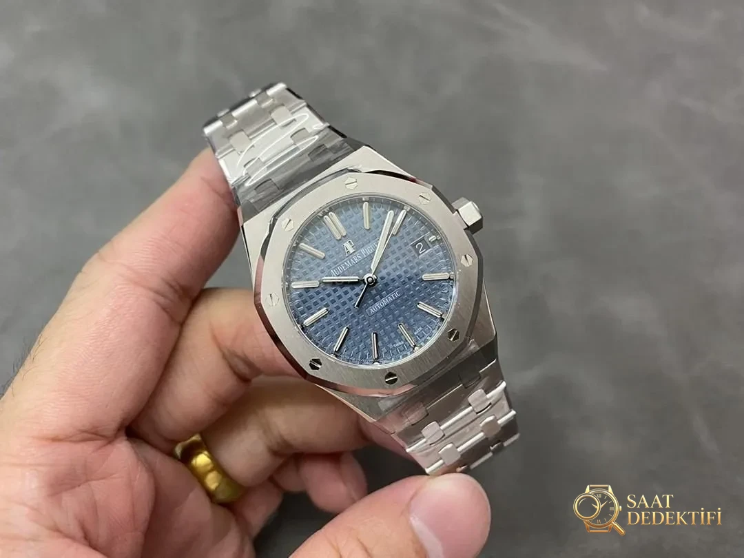 APS Factory Audemars Piguet 15450ST mouvement monobloc 3120 petit diamètre de boîtier de 37 mm, pouvez-vous dire s'il s'agit d'une réplique au premier coup d'œil ? - Mécanisme bracelet, boucle et clip