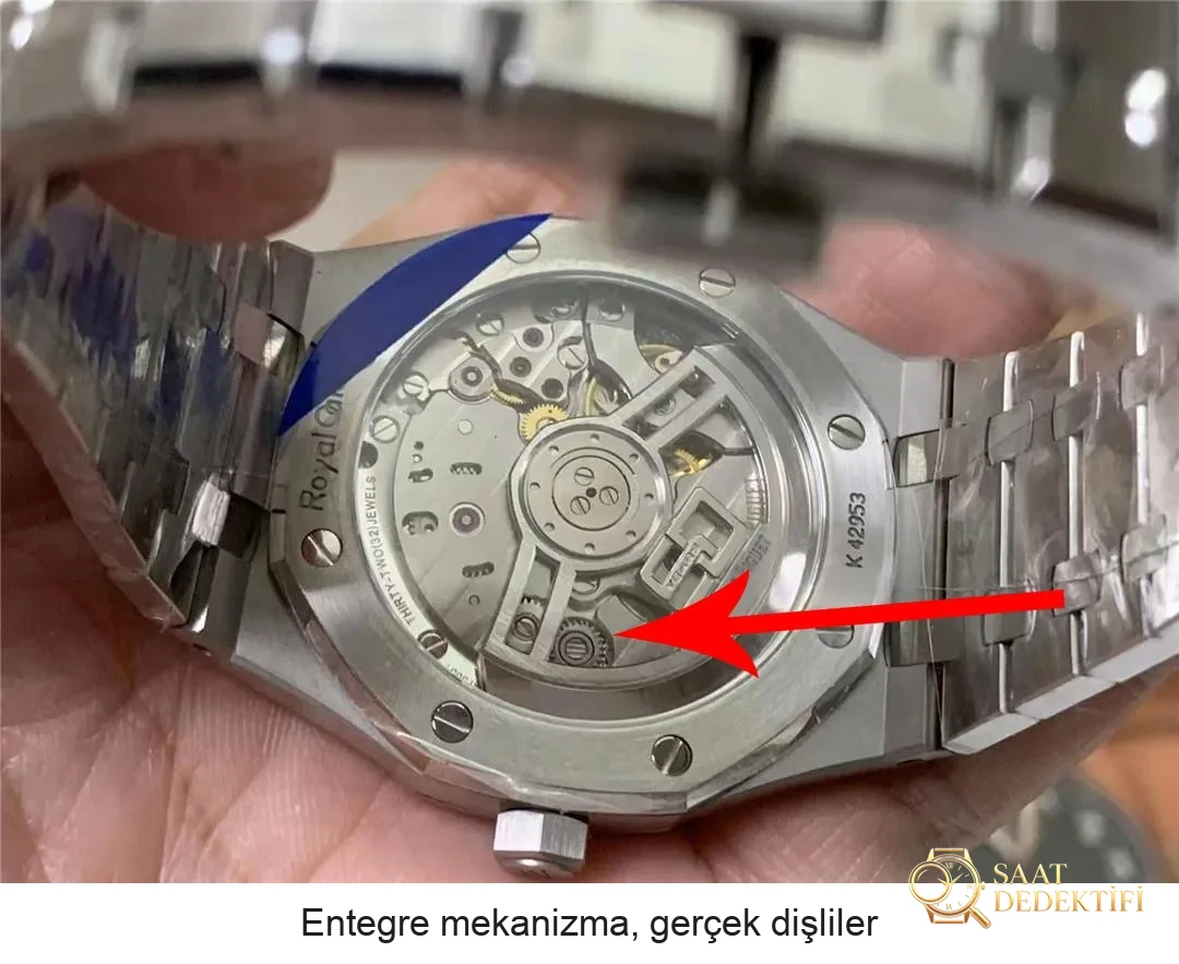 APS Factory Audemars Piguet 15510 gerçek 4302 tek parça mekanizma karşılaştırması: ZF Factory ile farkı nerede? - Makro Kadran ve İndeks İşçiliği