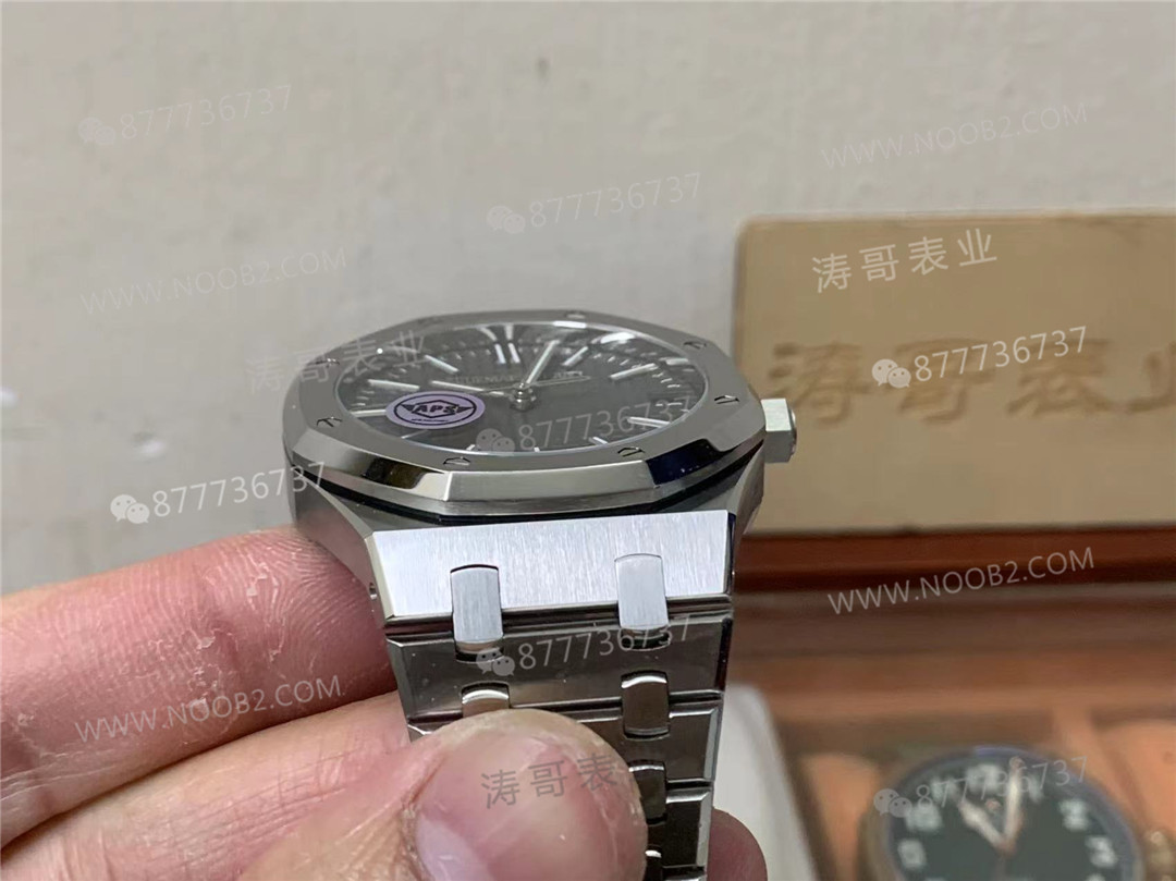 APS Factory Audemars Piguet 15510 gerçek 4302 tek parça mekanizma karşılaştırması: ZF Factory ile farkı nerede? — 8. fotoğraf