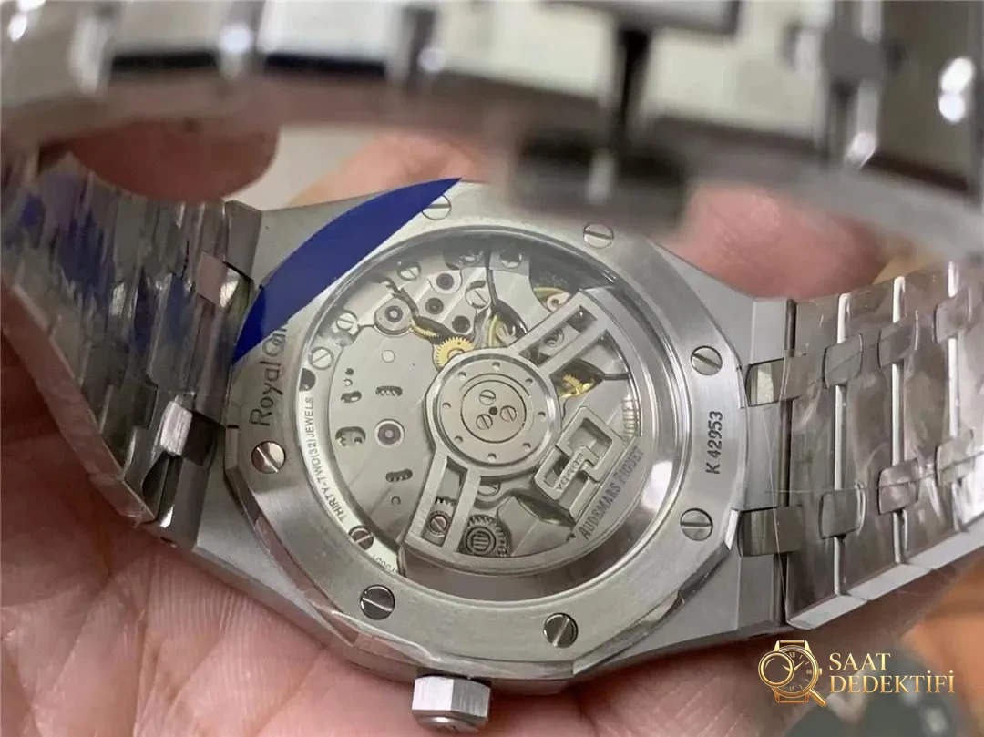 APS Factory Audemars Piguet 15510 gerçek 4302 tek parça mekanizma karşılaştırması: ZF Factory ile farkı nerede? - Kasa Çeliği ve Polisaj Kalitesi