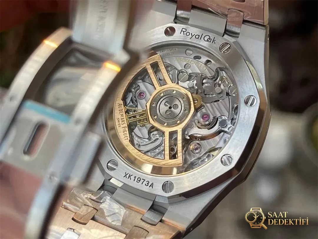 APS Factory Audemars Piguet 26240 gerçek flyback kronograf 4401 entegre mekanizma almaya değer mi? - Fosfor ve Super-LumiNova Gece Görünümü